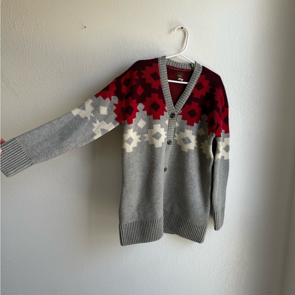 Kids Tea Sweater 6/7 NWOT